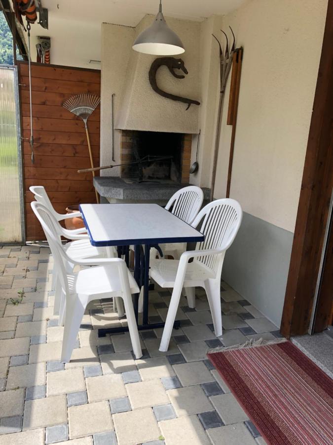 Apartment Laura Wilderswil Bagian luar foto